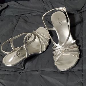 Jaqueline Ferrar Women's Silver Strappy Clear Heels